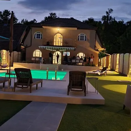 Villa Vila Miona
